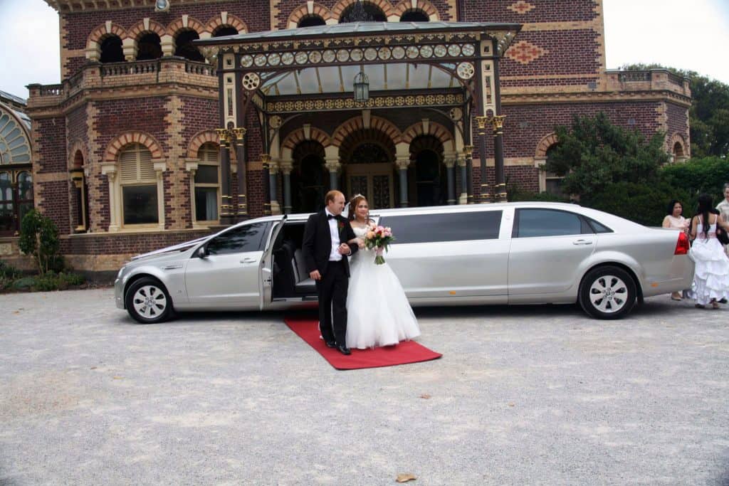 wedding limo hire pakenham right for you